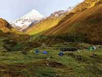 Stunning views of Salkantay Mountain from out campsite |  Sue Badyari